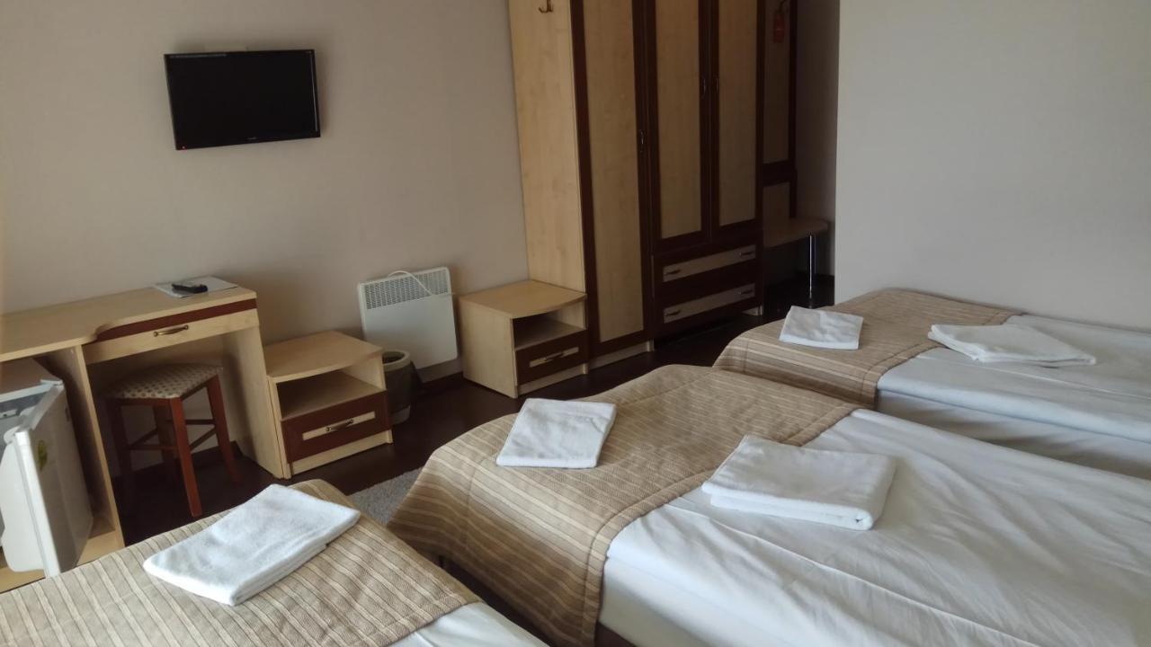 Paluba Hotel Kalazin Zewnętrze zdjęcie